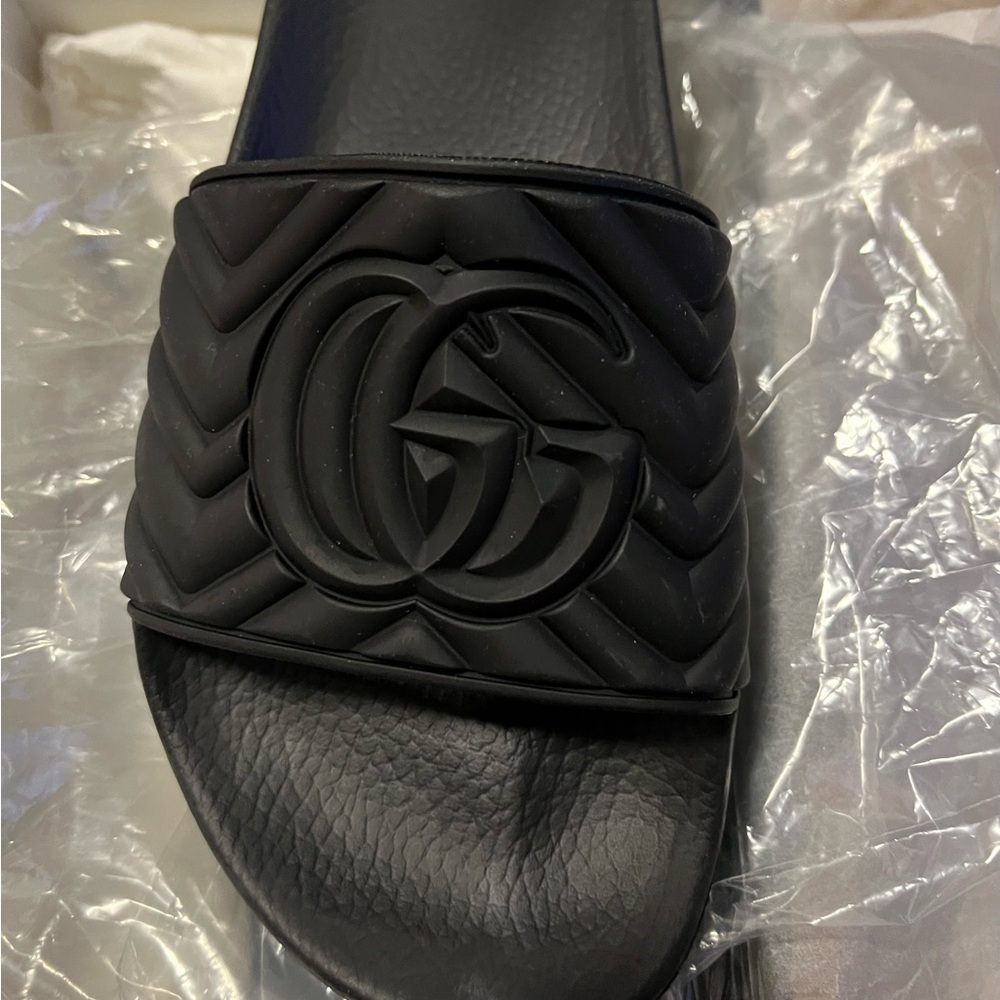 Gucci Black Quilted GG Rubber Slides